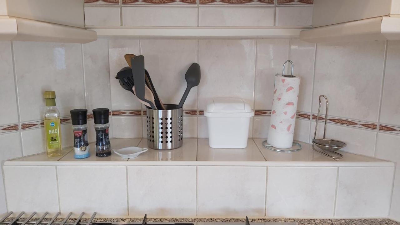Ruim Familie Chalet Tot 4 Personen Op De Veluwe Bungalowpark De Kern プッテン エクステリア 写真