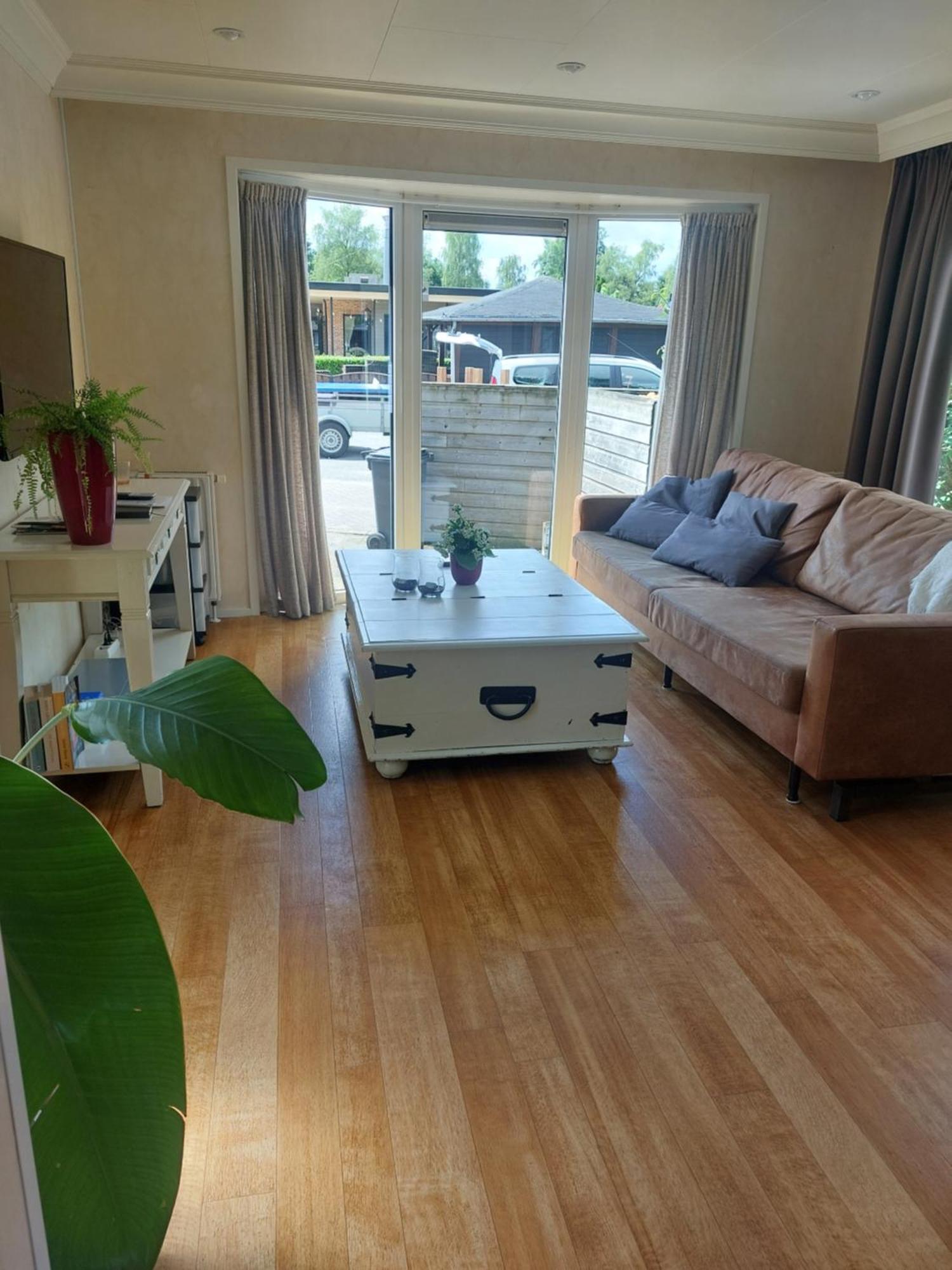 Ruim Familie Chalet Tot 4 Personen Op De Veluwe Bungalowpark De Kern プッテン エクステリア 写真